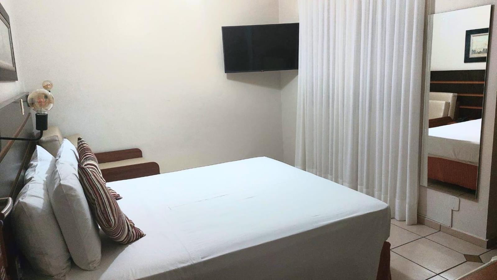 Hotel Ferraz بوسو أليغري المظهر الخارجي الصورة