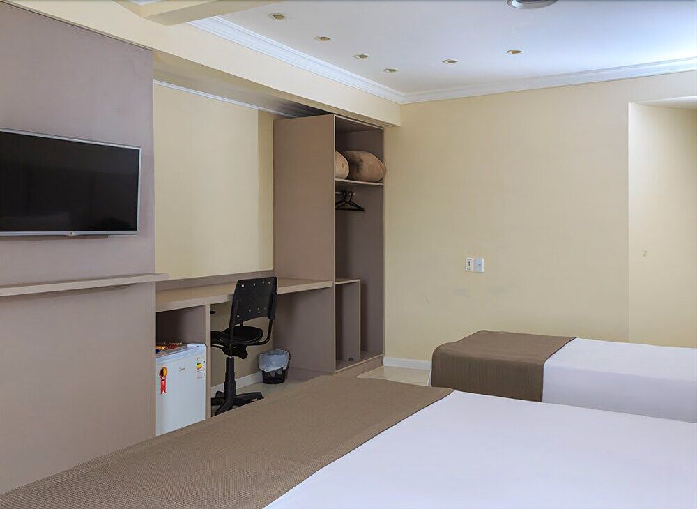 Hotel Ferraz بوسو أليغري المظهر الخارجي الصورة